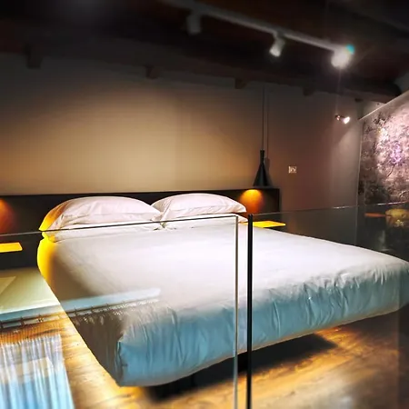 Apartmán Luxury Loft In Palazzo Del 500 A Piazza Duomo - Casa Vetusti