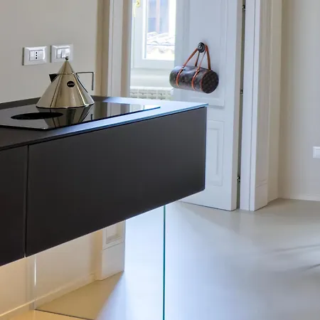 Luxury Loft In Palazzo Del 500 A Piazza Duomo - Casa Vetusti Apartamento LʼAquila